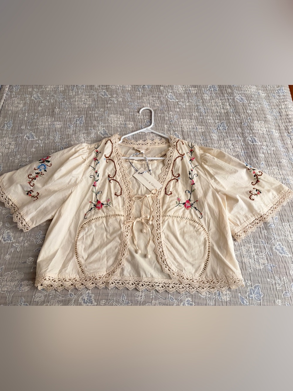 Jennifer & Grace Embroidered Lace-Trim Cropped Blouse in Cream